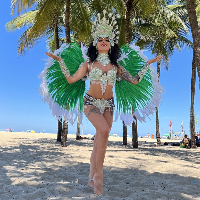 Sylwia de Oliveira Silva samba dancer